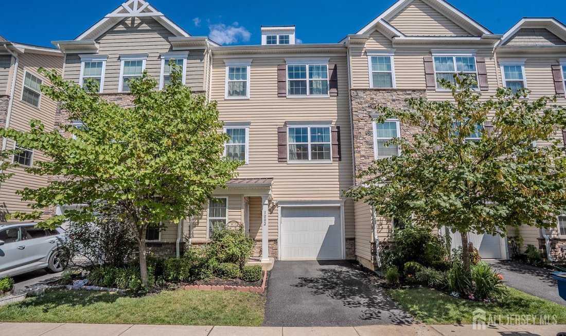 Townhouse in Monroe Township, New Jersey, United States 1 - 18739725