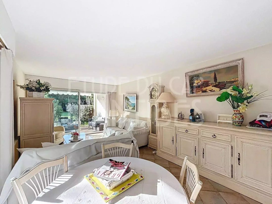 Appartamento a Fontmerle, Antibes, Francia 1 - 16296324