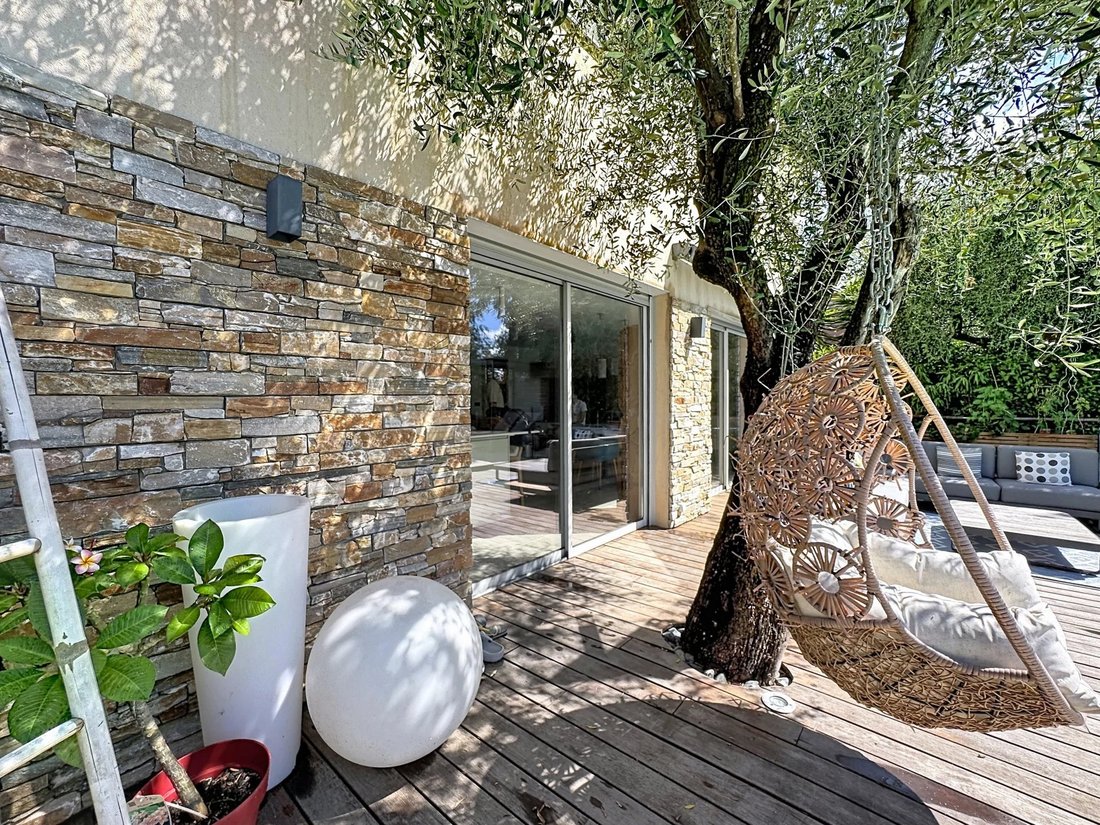 Villa in Vallée Verte-Issarts-Vignasses, Biot, France 2 - 18739708
