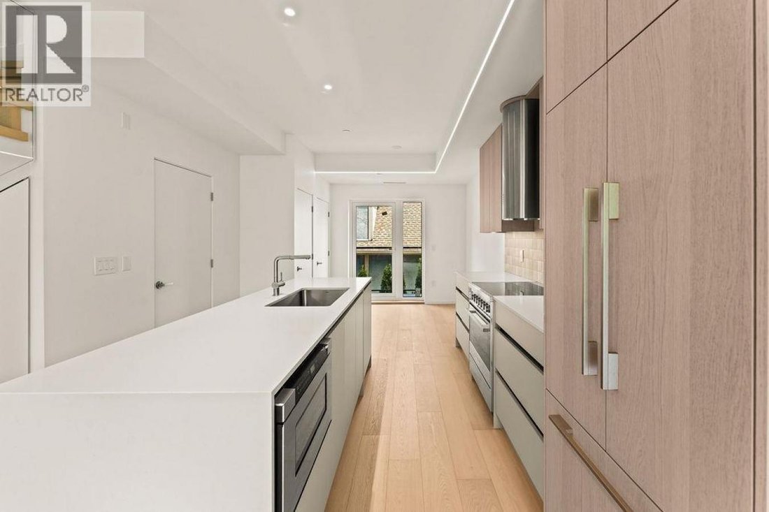 House in Vancouver, British Columbia, Canada 4 - 18739635