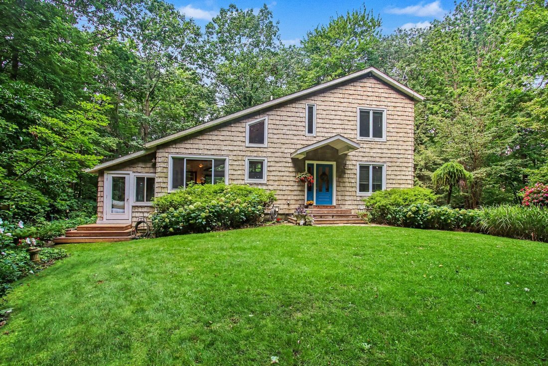 House in Fennville, Michigan, United States 1 - 18739842