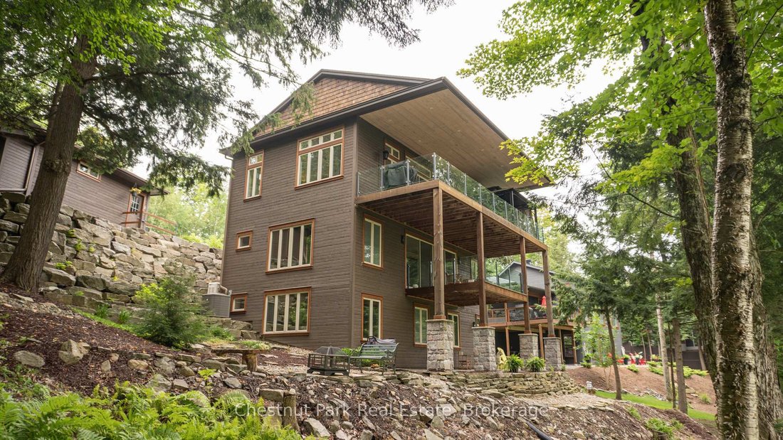 House in Huntsville, Ontario, Canada 1 - 17225468