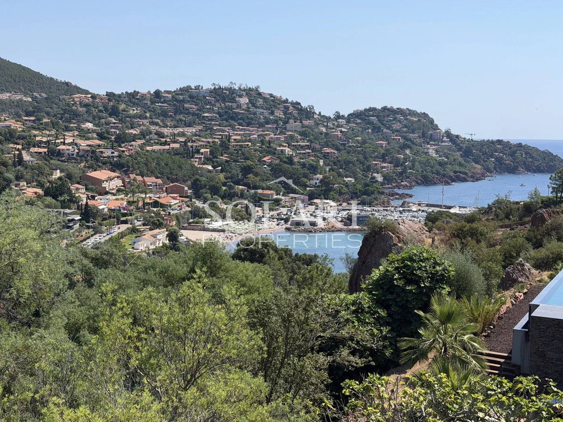 Maison à Théoule-sur-Mer, Provence-Alpes-Côte d'Azur, France 4 - 15784430