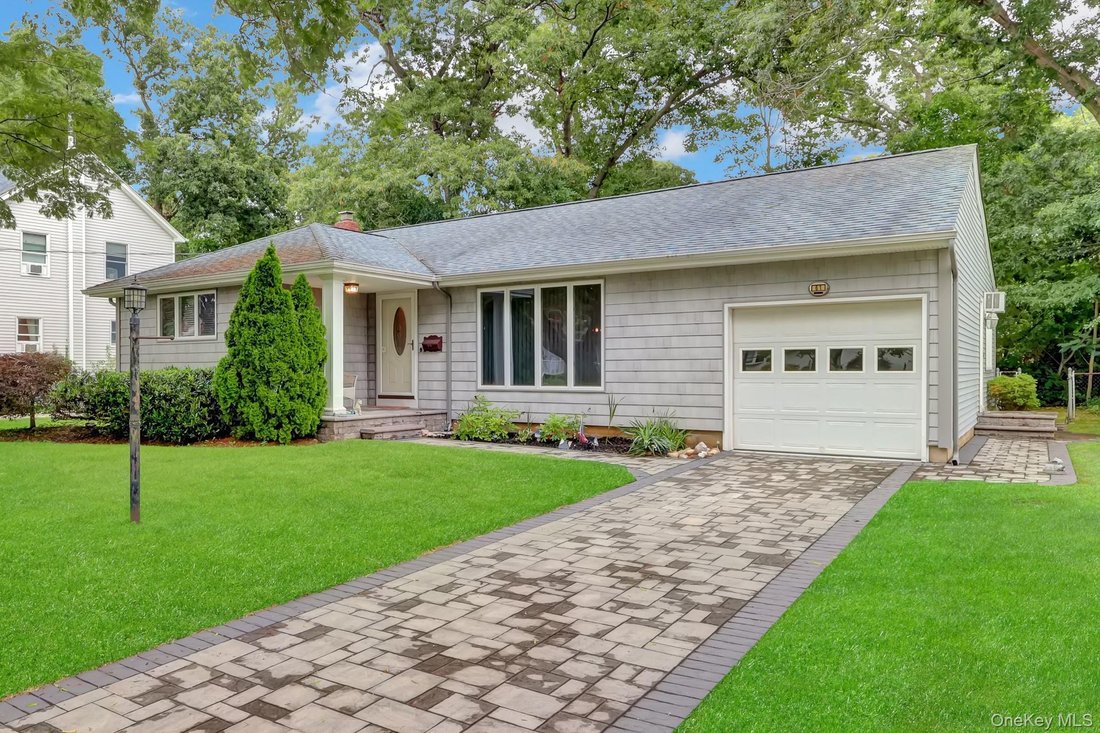 Casa en West Islip, Nueva York, Estados Unidos 2 - 18739515