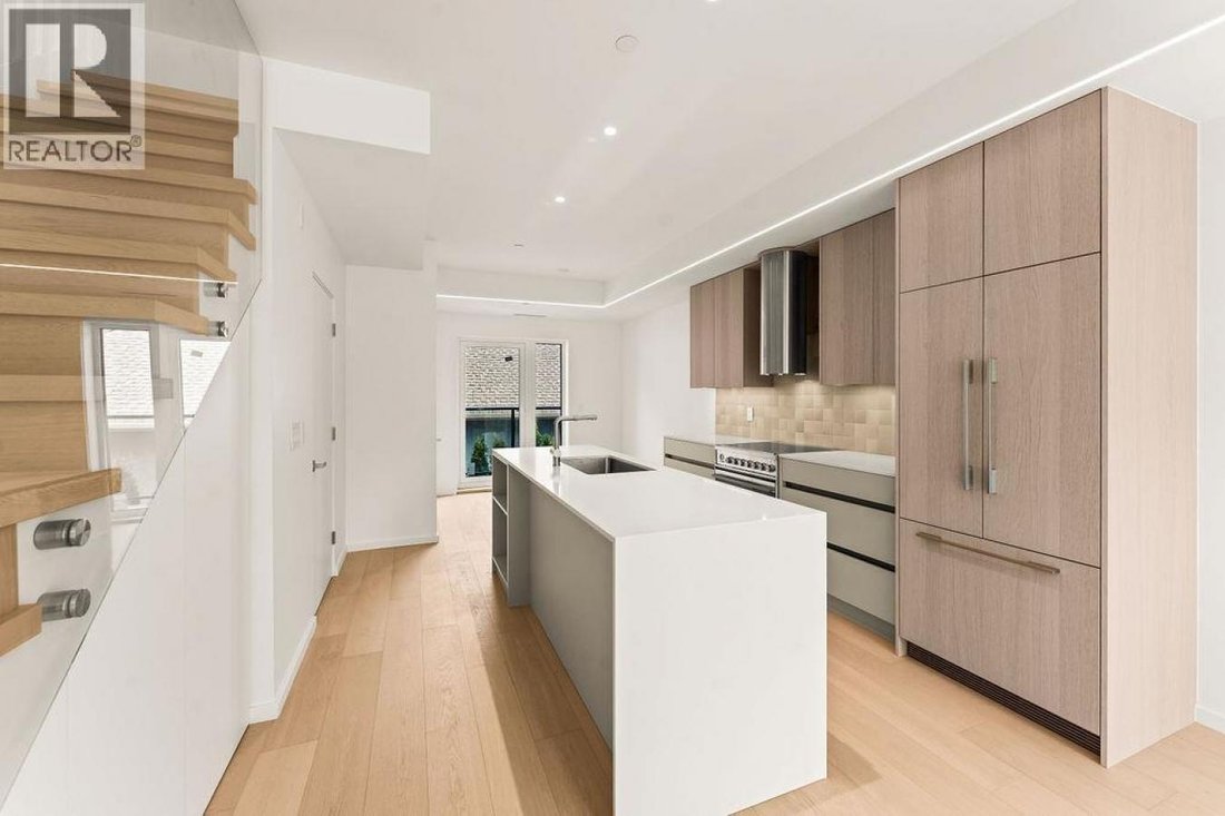 House in Vancouver, British Columbia, Canada 3 - 18739635