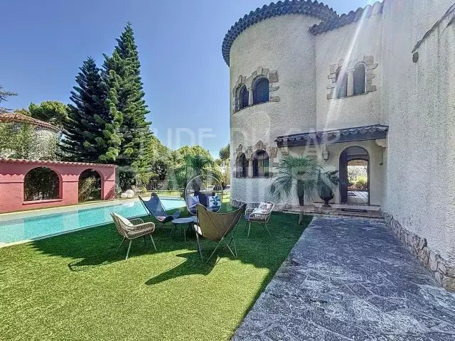 Villa in Les Bastides, Antibes, Frankreich 1 - 17407744