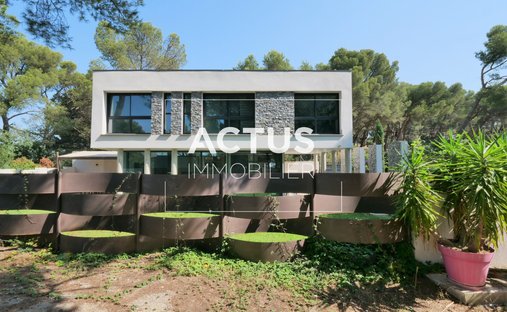 Maison à Le Pilon Blanc, Salon-de-Provence, France 1