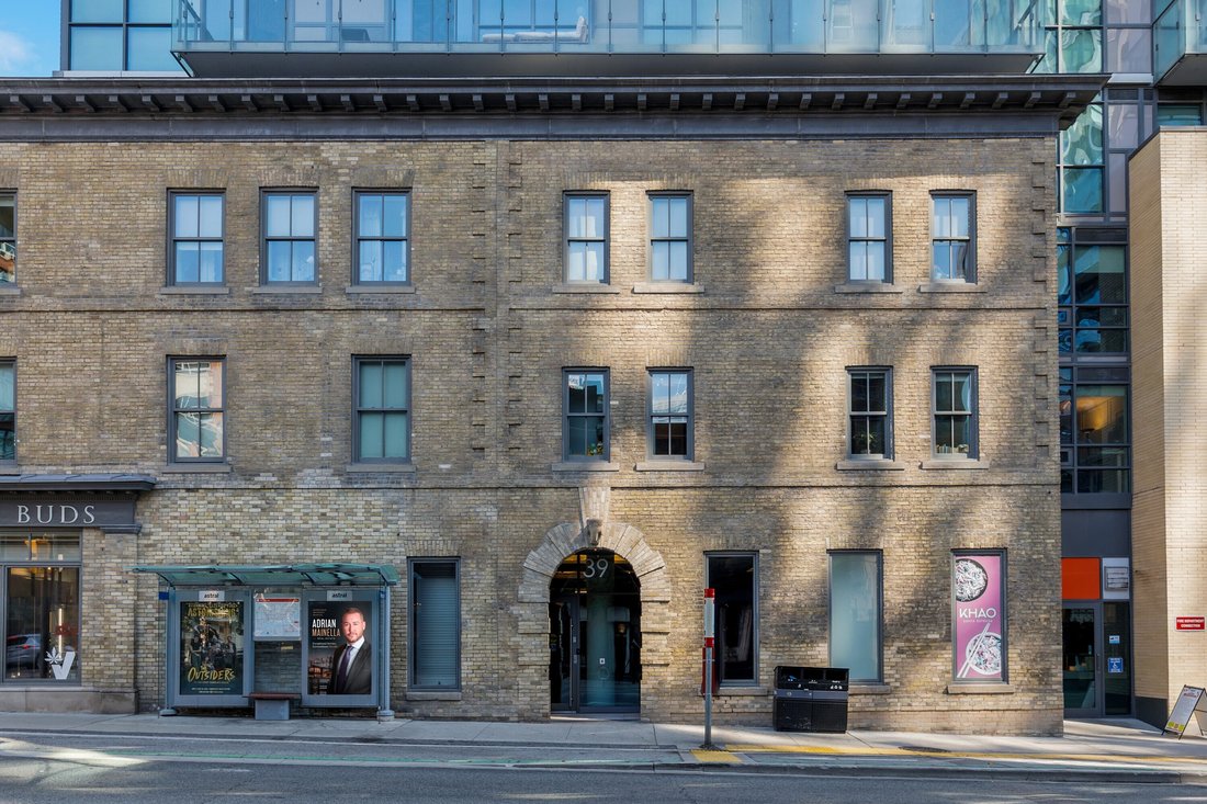 Condominio a Toronto, Ontario, Canada 3 - 18739517