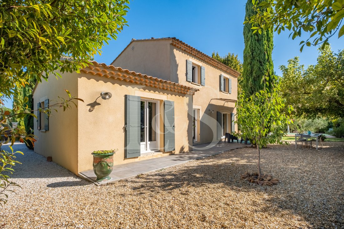 Villa a Nevons-strada di Apt, L'Isle-sur-la-Sorgue, Francia 1 - 18739383