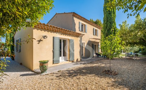 Villa a Nevons-strada di Apt, L'Isle-sur-la-Sorgue, Francia 1