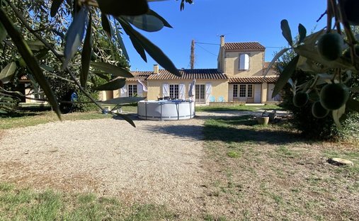 Casa en Arles, Provenza-Alpes-Costa Azul, Francia 1