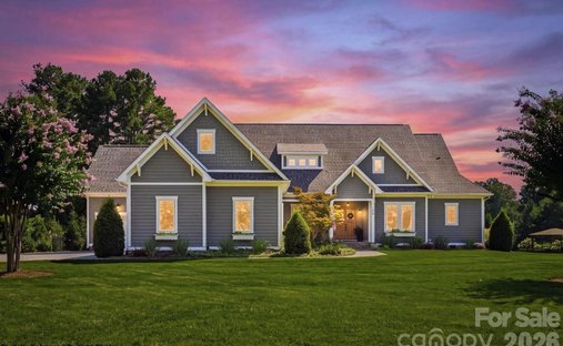 House in Mooresville, North Carolina, United States 1