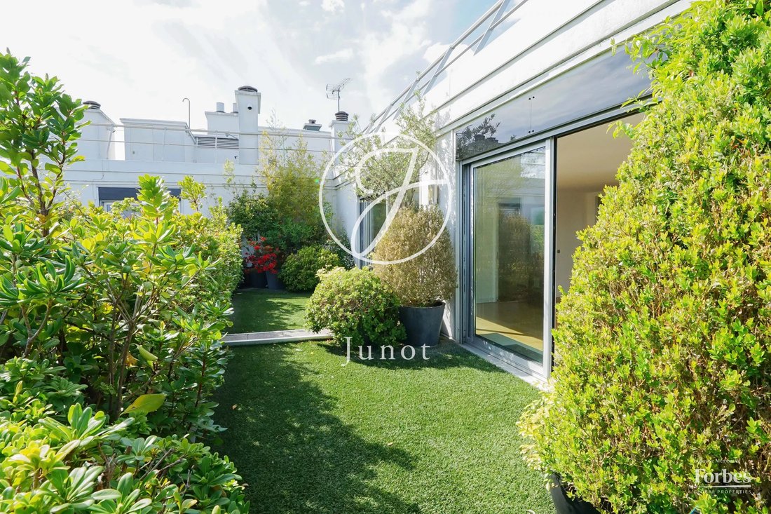 Apartment in Muette Sud, Paris 16e Arrondissement, Paris 4 - 18739592