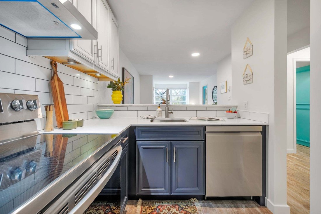 Condo in Vancouver, British Columbia, Canada 4 - 18739574