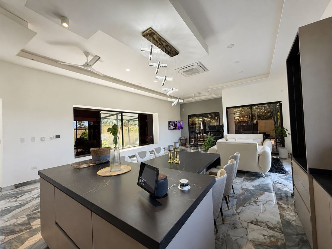 Haus in Parrita, Provinz Puntarenas, Costa Rica 2 - 18739958