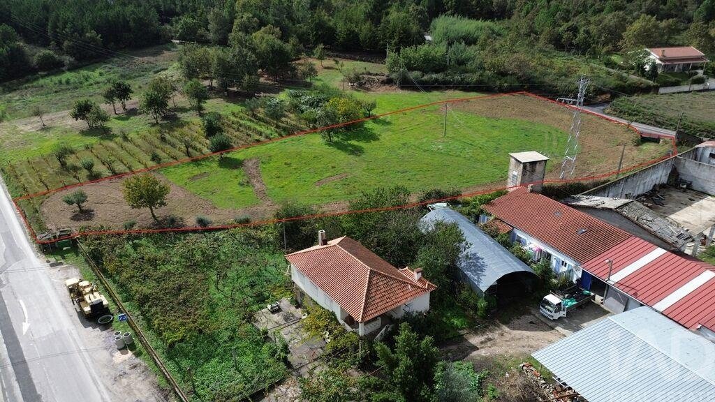 Terreno en Adoufe e Vilarinho de Samarda, Distrito de Vila Real, Portugal 4 - 18739706