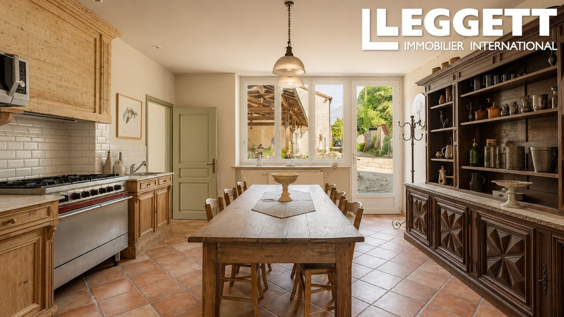 Casa en San Maigrin, Nueva Aquitania, Francia 3 - 18739686