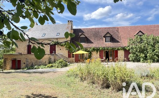 House in Lamothe-Fénelon, Occitania, France 1