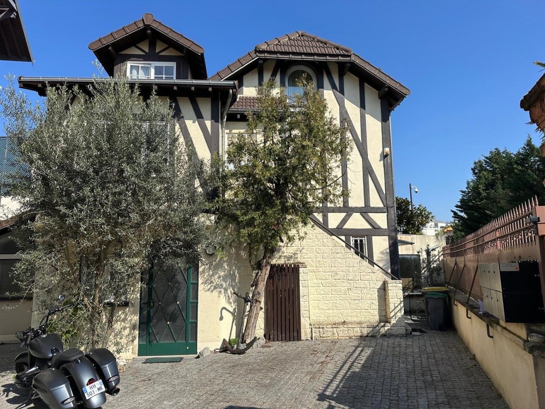 House in Centre Ville-Commerce, Enghien-les-Bains, France 1 - 16805983