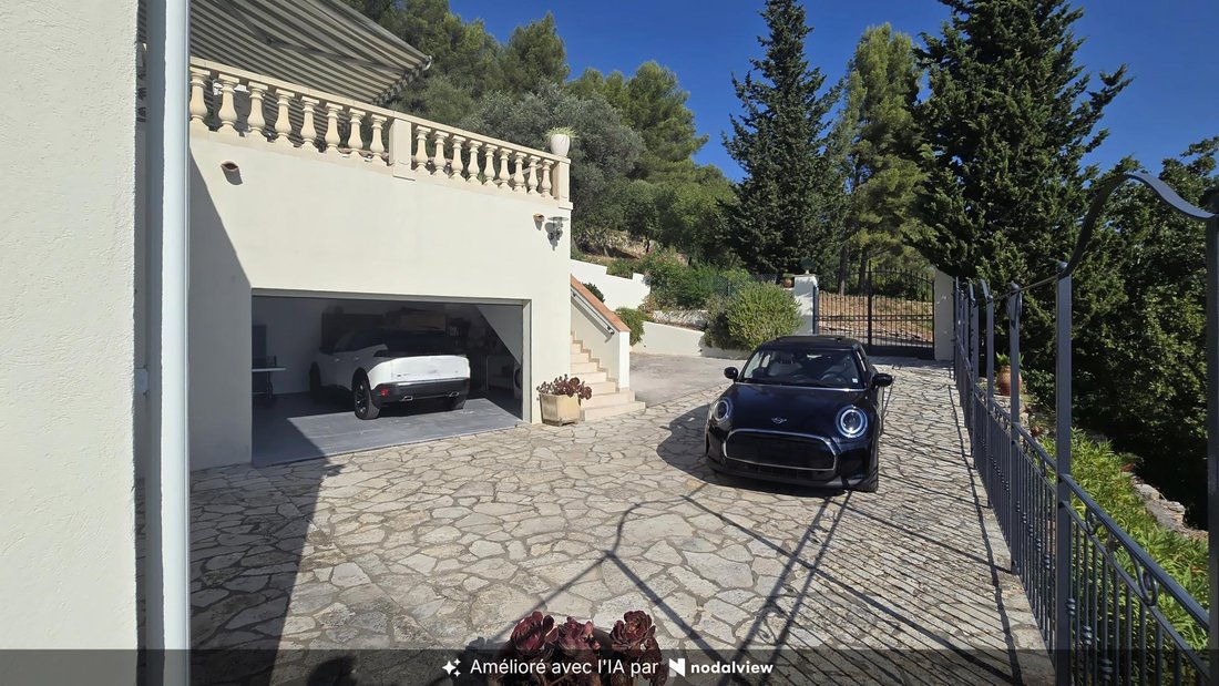 Maison à Solliès-Ville, Provence-Alpes-Côte d'Azur, France 1 - 18740133
