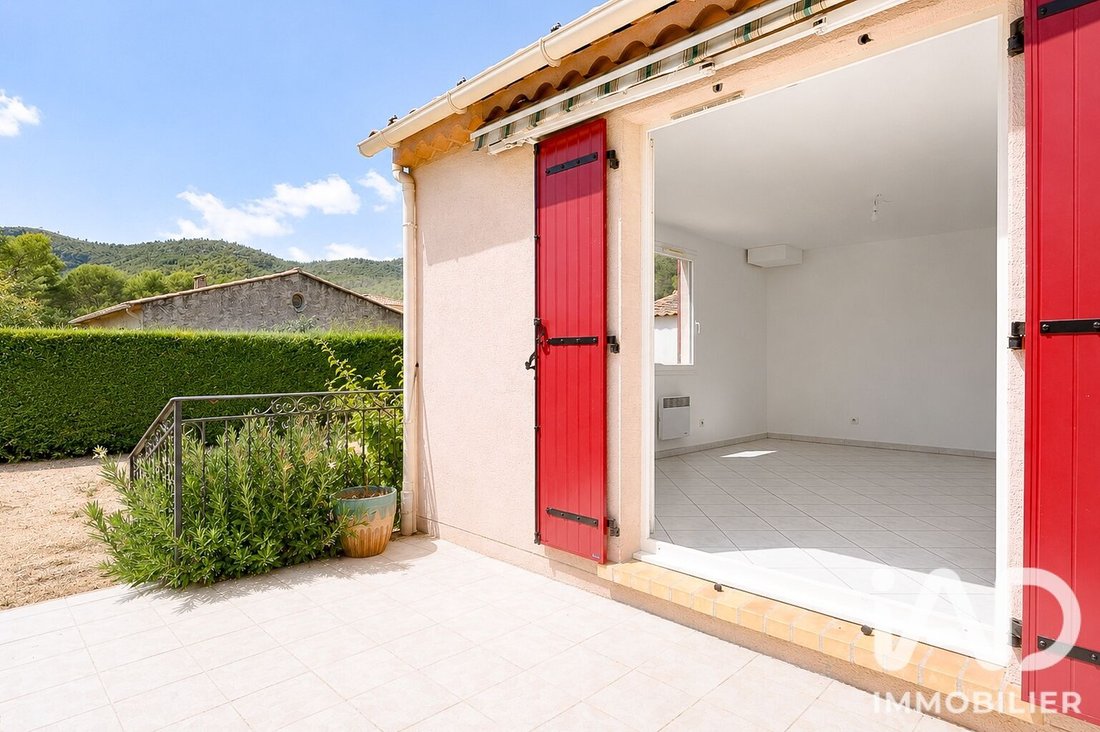 Casa a Cuges-les-Pins, Provenza-Alpi-Costa Azzurra, Francia 5 - 18741409