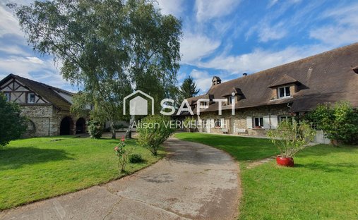 Maison à Saint-Illiers-la-Ville, Île-de-France, France 1