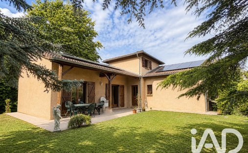 Haus in Chassieu le Haut, Chassieu, Frankreich 1