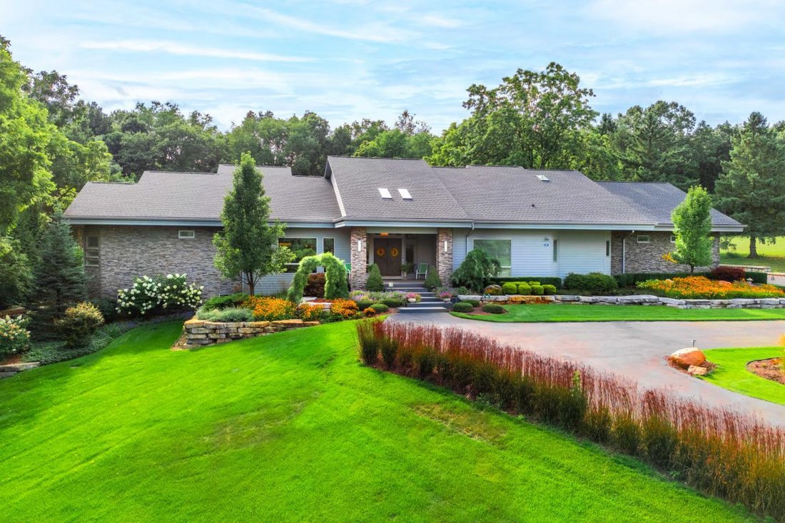 House in Milford Charter Township, Michigan, United States 3 - 18739643