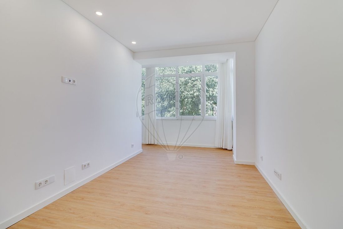 Apartment in Campolide, Lisbon, Portugal 1 - 18739825