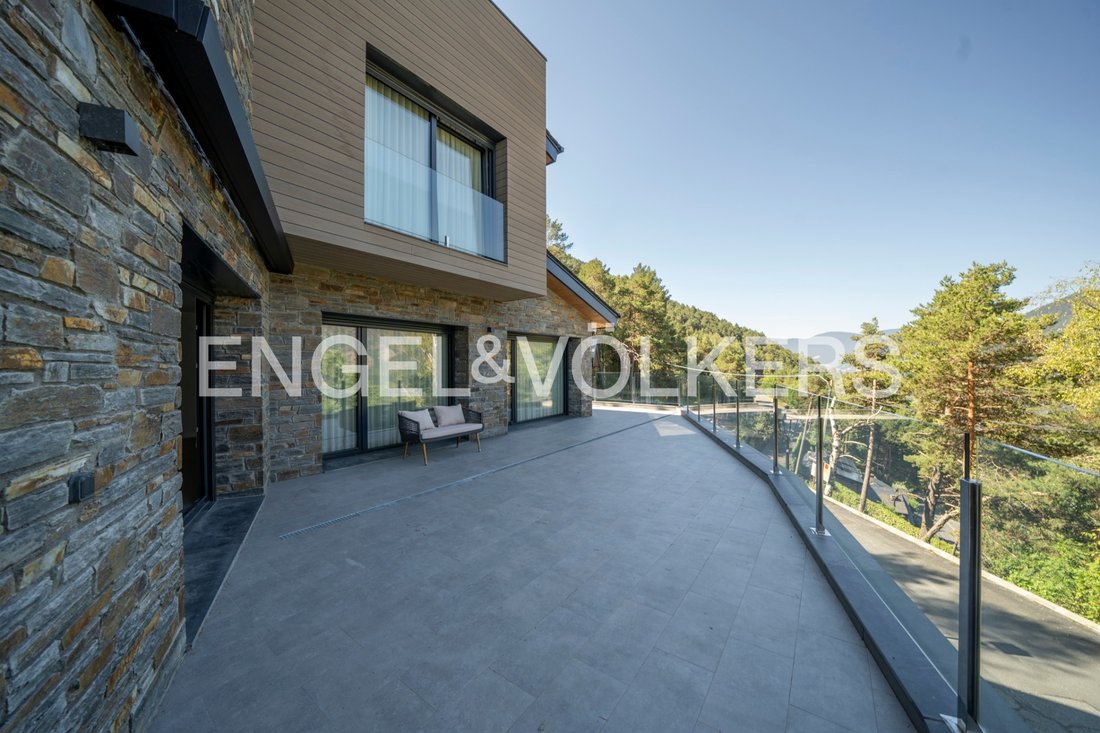 Chalet a Sant Julià de Lòria, Parrocchia di Sant Julià de Lòria, Andorra 1 - 18739815