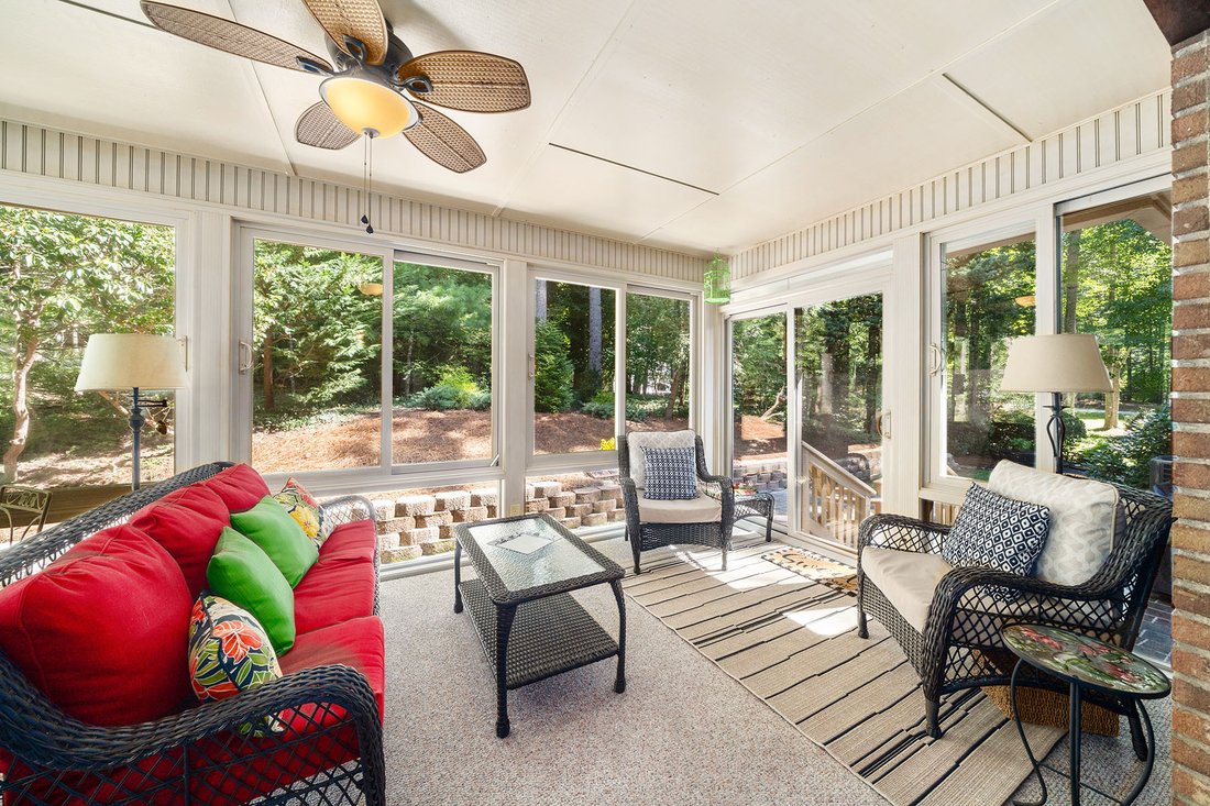 House in Hendersonville, North Carolina, United States 3 - 18739971