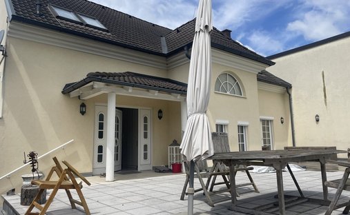 Villa in Traiskirchen, Niederösterreich, Österreich 1