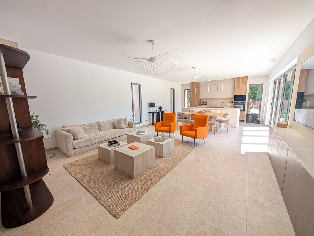 Villa en Gordes, Provenza-Alpes-Costa Azul, Francia 4 - 18739989