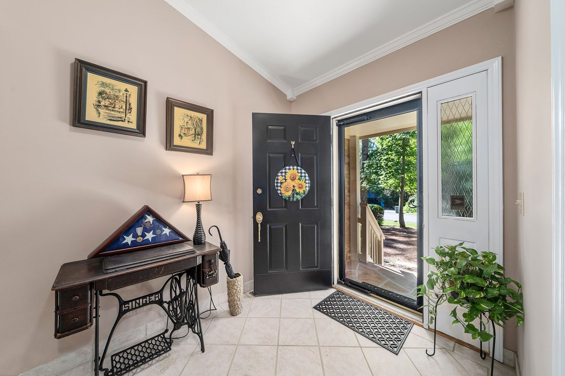 House in Hendersonville, North Carolina, United States 5 - 18739971