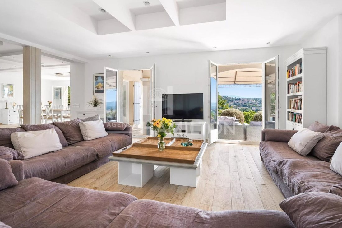 Villa en Fayence, Provenza-Alpes-Costa Azul, Francia 5 - 18688577