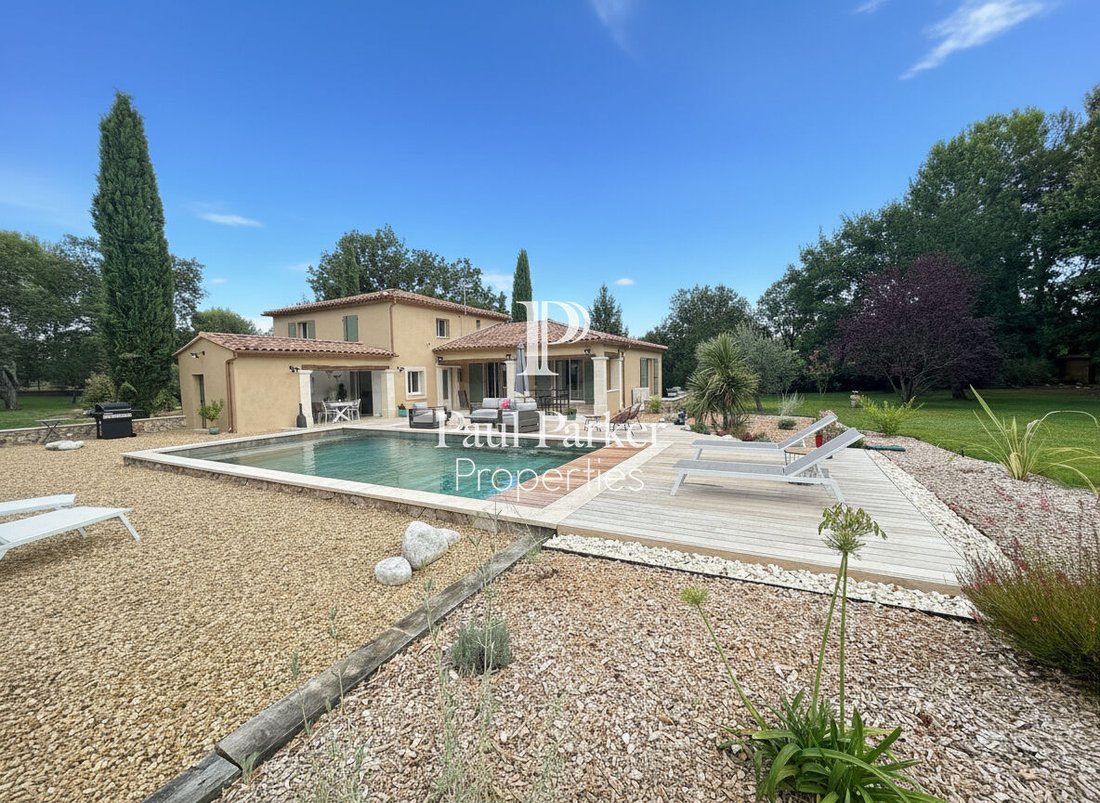 Villa en Jouques, Provenza-Alpes-Costa Azul, Francia 4 - 18739986