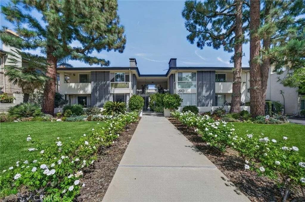 Condominio a Altadena, California, Stati Uniti 1 - 18744172