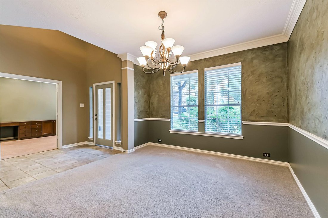 House in The Woodlands, Texas, United States 4 - 18744394