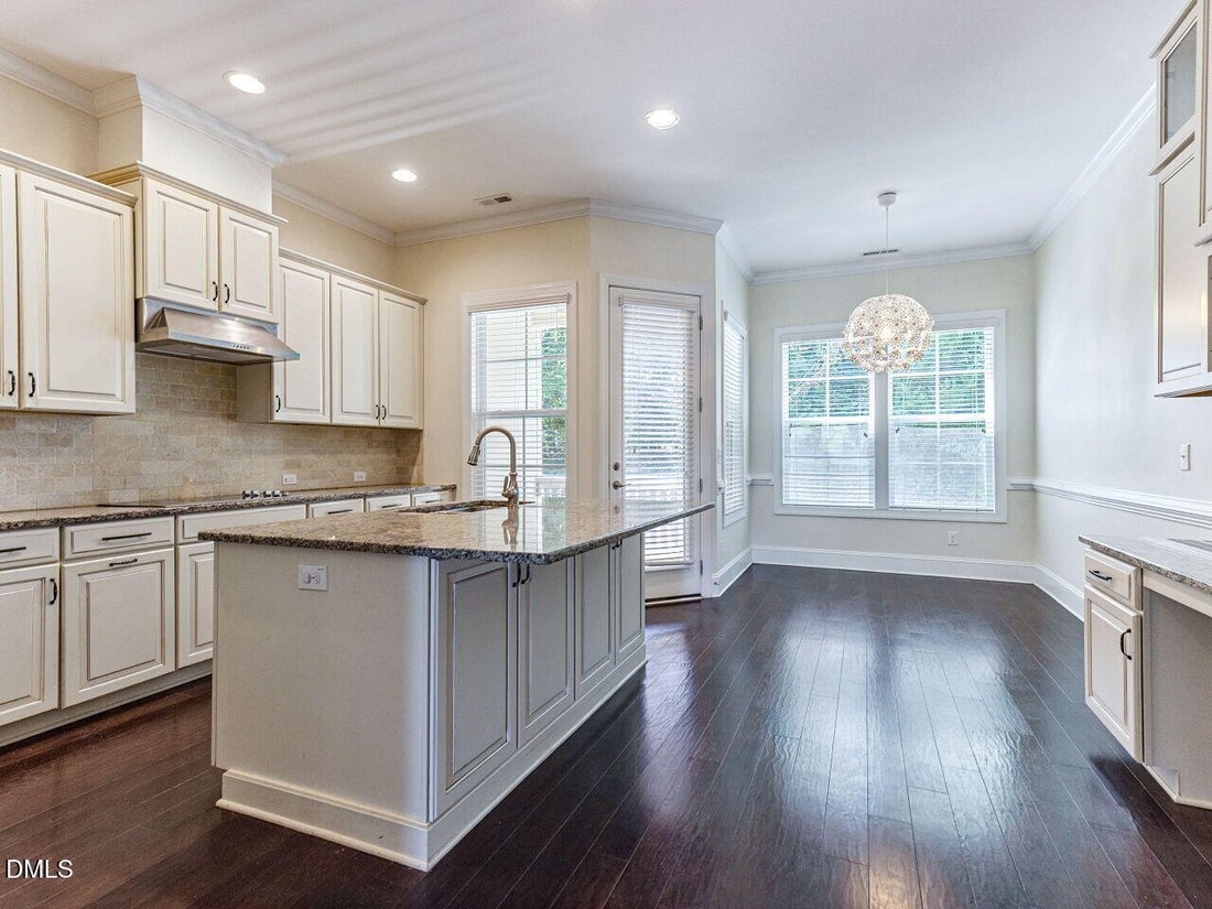 Townhouse in Raleigh, North Carolina, United States 5 - 18612344