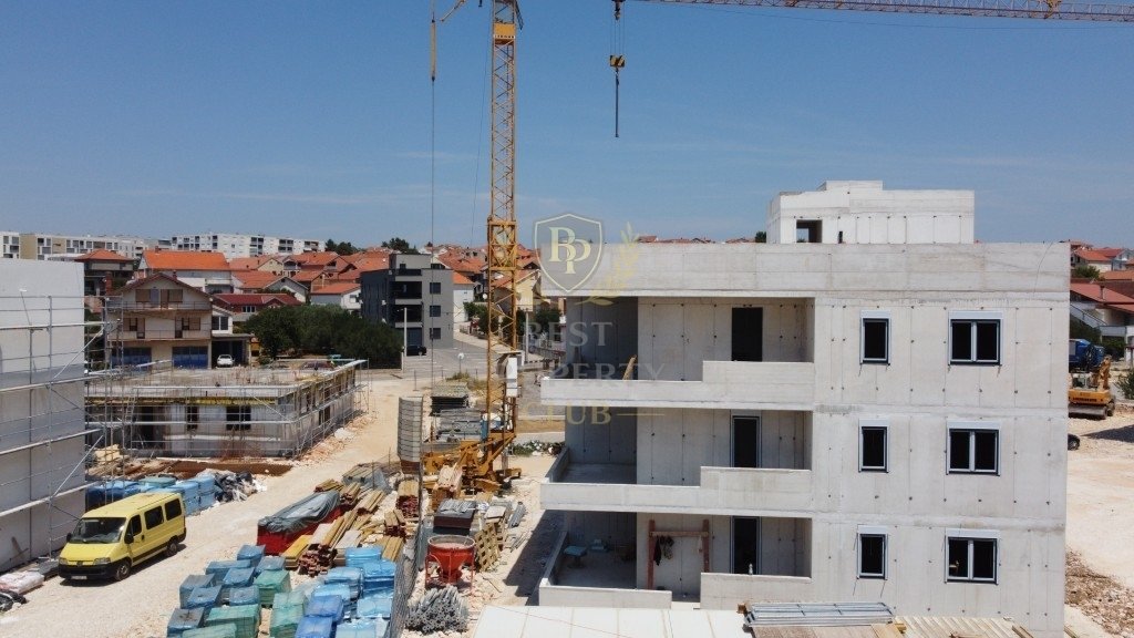 Apartment in Mjesni odbor Crvene kuce, Zadar, Zadar County 2 - 18744877