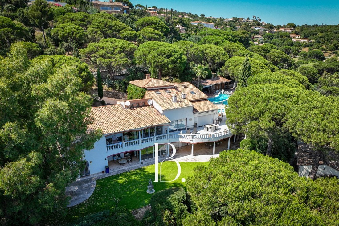 Villa in Ville-Les Saquedes-Le Bouillonnet, Sainte-Maxime, France 4 - 18159268