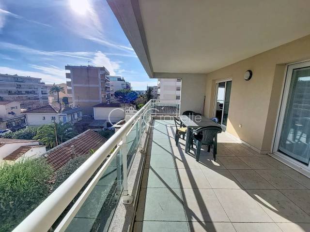 Appartamento a Cannes, Provenza-Alpi-Costa Azzurra, Francia 3 - 17480564