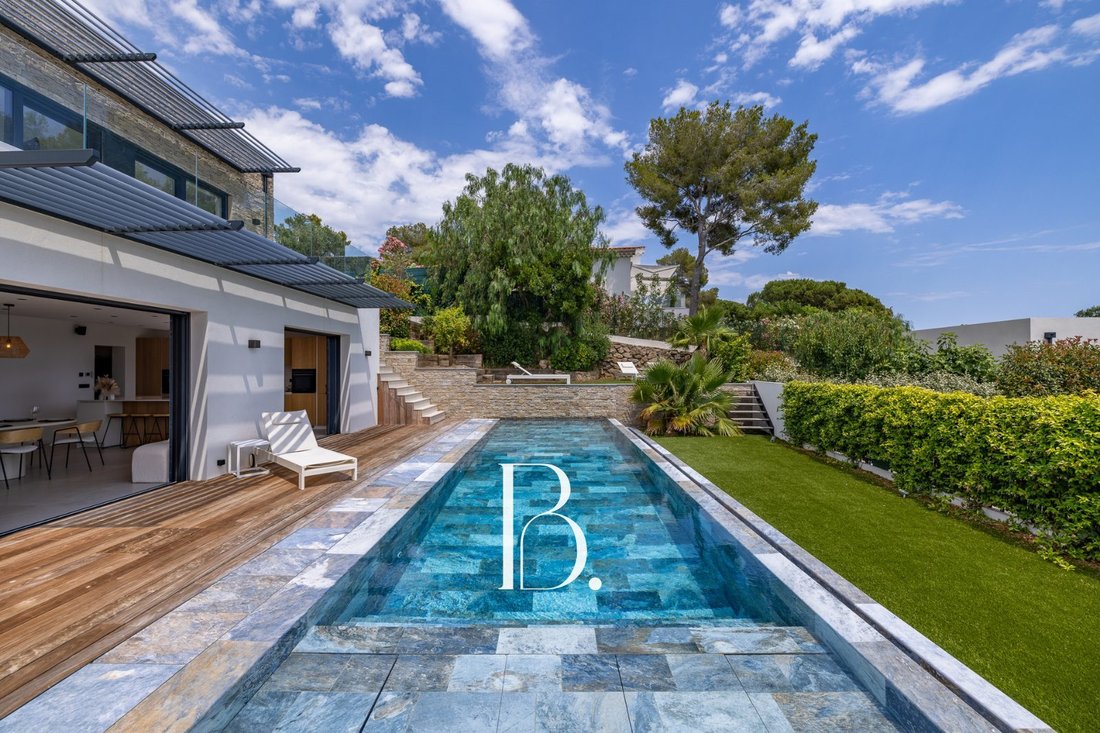 Haus in Les Issambres, Roquebrune-sur-Argens, Frankreich 1 - 18204039
