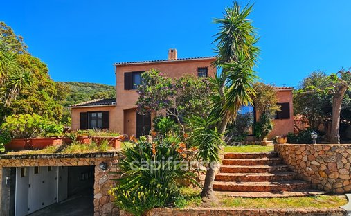 Casa a Figari, Corsica, Francia 1