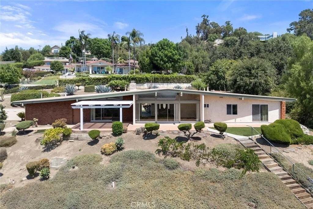 Casa a La Habra Heights, California, Stati Uniti 1 - 18744148