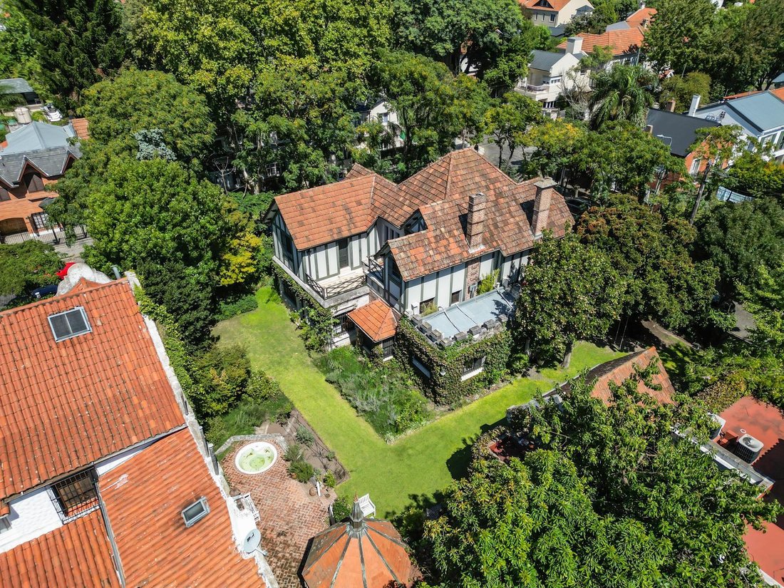 House in Olivos, Buenos Aires Province, Argentina 2 - 18742204