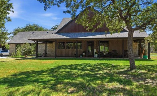 Farm Ranch in Granbury, Texas, United States 1