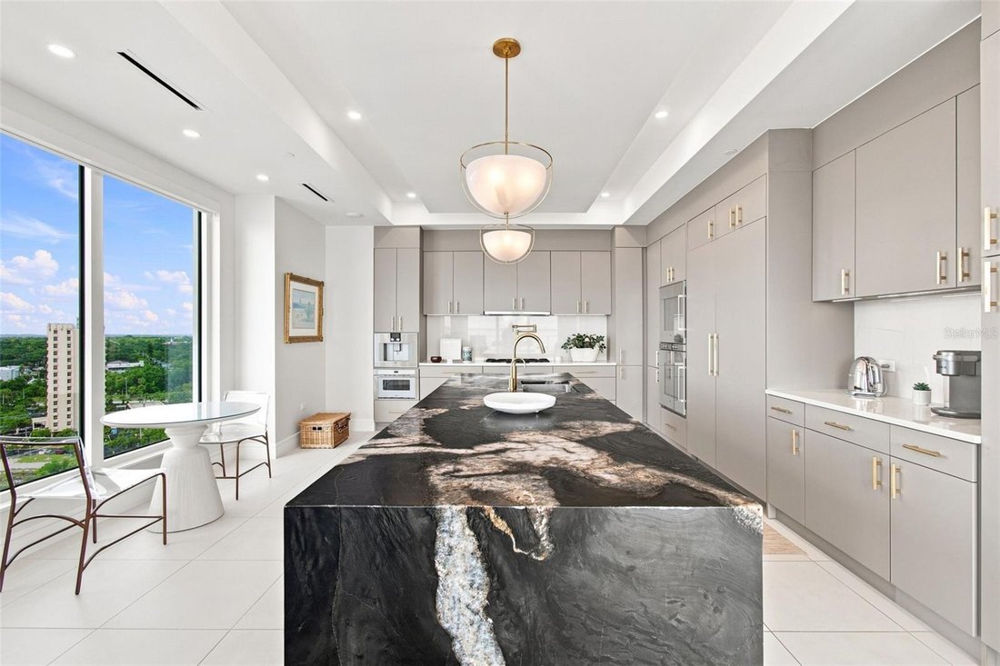 Condo in Tampa, Florida, United States 4 - 18743307
