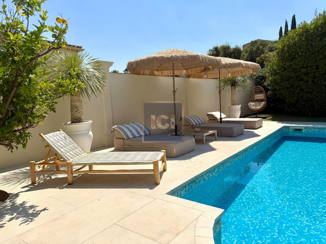 Villa in Ville-Les Saquedes-Le Bouillonnet, Sainte-Maxime, Frankreich 2 - 18746158