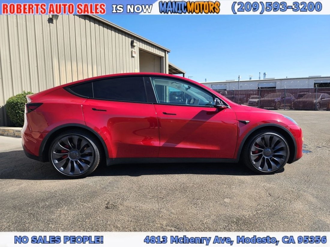 Suv in Modesto, CA, United States 2 - 18745842